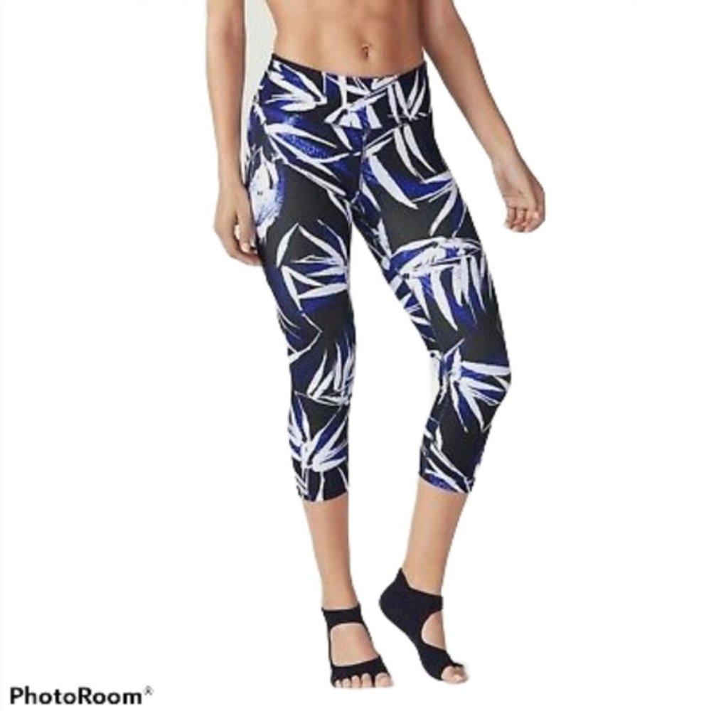 Fabletics palm capris